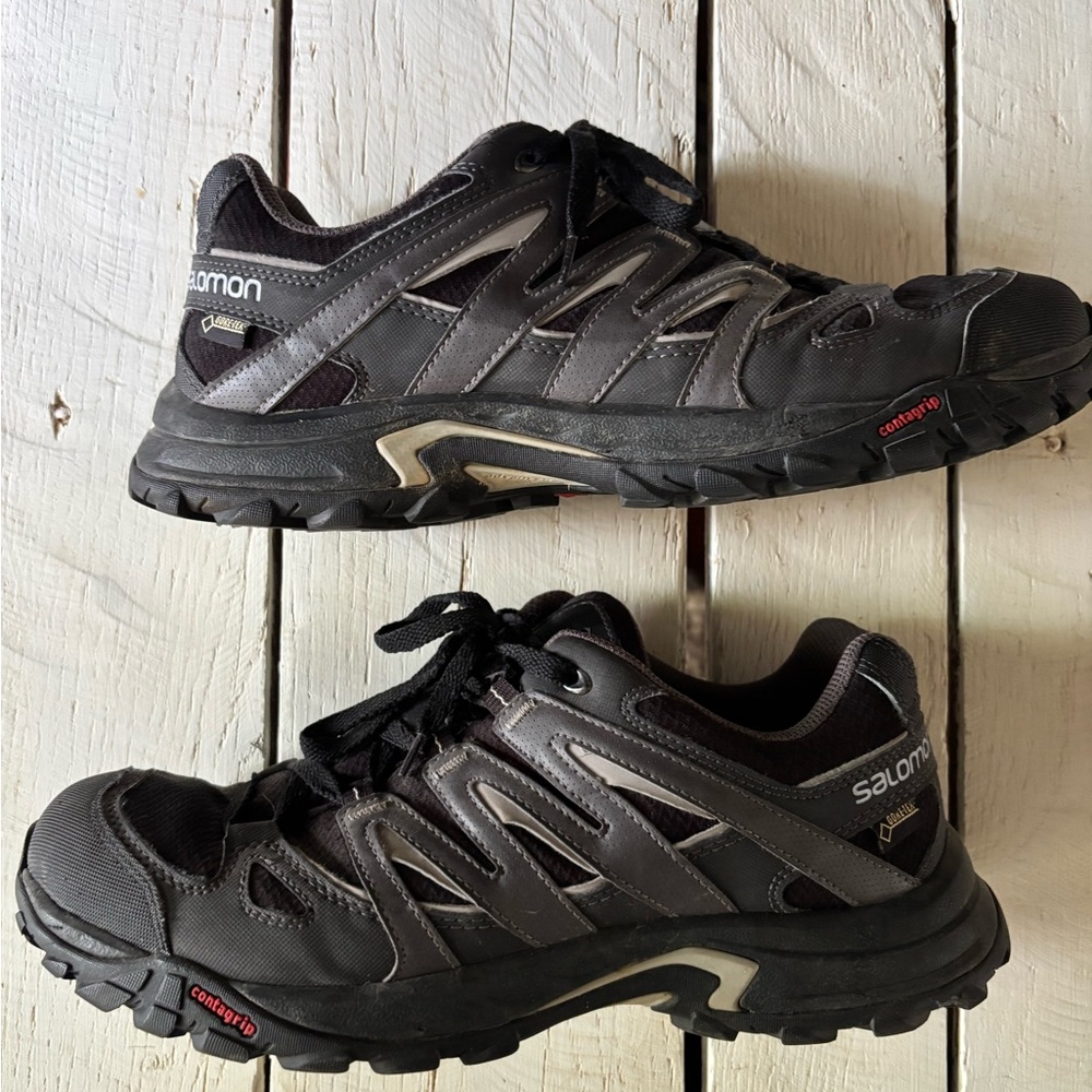 Salomon Black and Gray Athletic Shoes Men’s